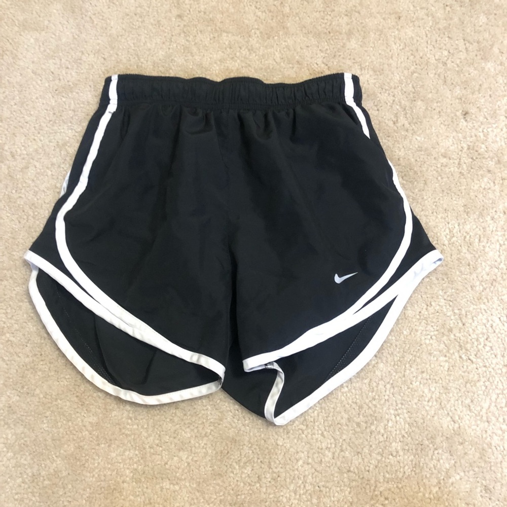 Nike Women’s Dri-Fit Tempo Running Shorts